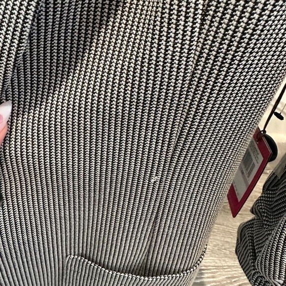 Vince Camuto houndstooth new with tags never worn blazer - Picture 4 of 6